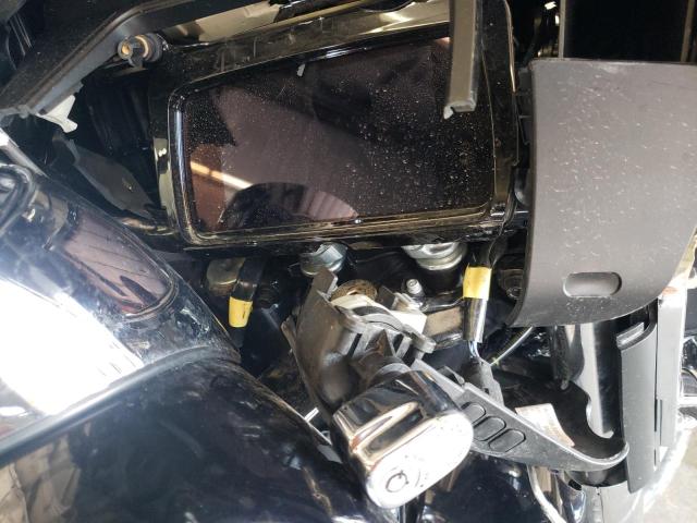 2020 HARLEY-DAVIDSON FLHX 1HD1KBC15LB674599