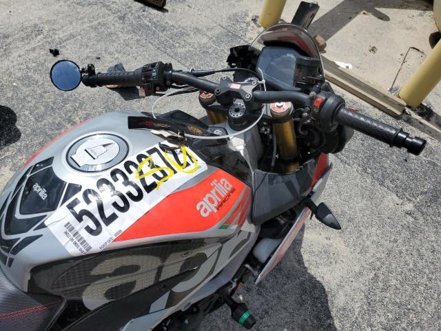 2017 APRILIA TUONO V4 1 ZD4KGU00XHS000328