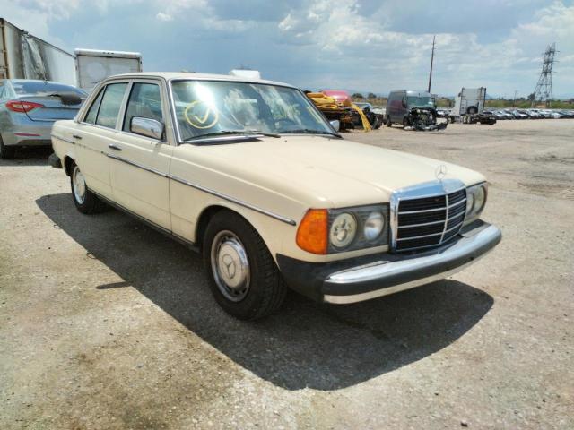 MERCEDES-BENZ 240-CLASS 1979 CREAM Photo 1