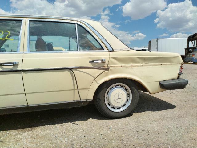 MERCEDES-BENZ 240-CLASS 1979 CREAM Photo 9
