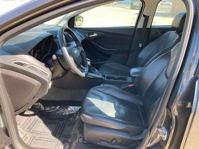 Седаны FORD FOCUS 2015 Серый