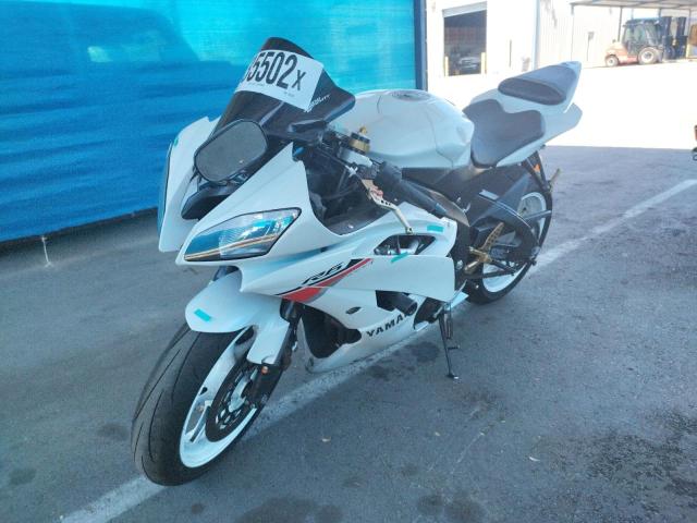 2014 YAMAHA YZFR6 C JYARJ16Y2EA008301