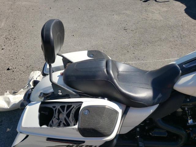 2018 HARLEY-DAVIDSON FLTRXS ROA - 1HD1KTC36JB630938