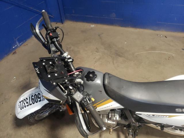 2015 SUZUKI DR650 SE JS1SP46A9F2100343