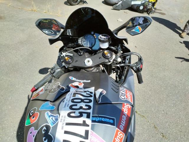 2019 YAMAHA YZFR6 C JYARJ28Y6KA001995