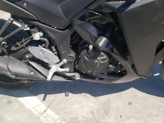 2017 YAMAHA YZFR3 A MH3RH15Y2HK001916