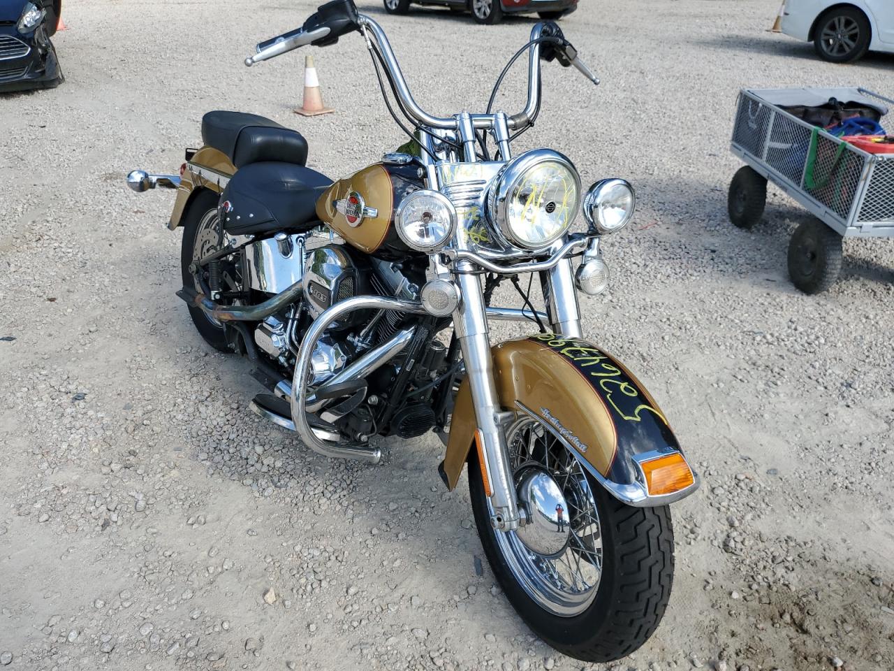 1HD1BWV19HB046282 HARLEY-DAVIDSON FLSTC HERI 2017