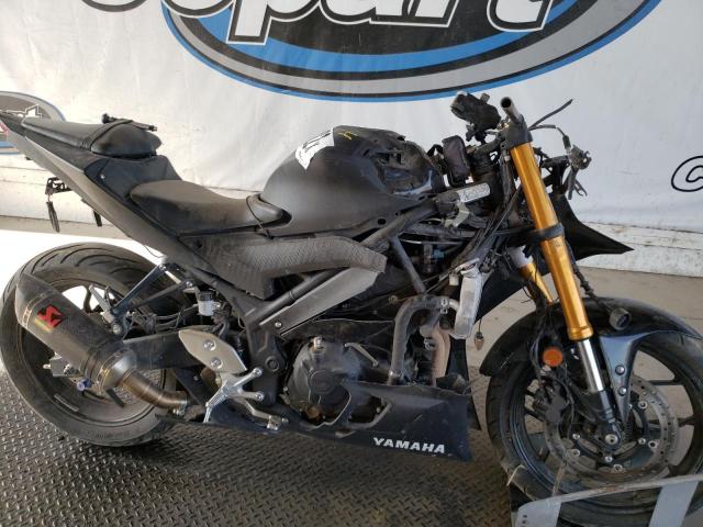 2019 YAMAHA YZFR3 A MH3RH18Y9KK001835