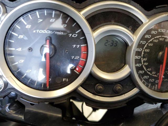 2011 SUZUKI GSX1300 R JS1GX72AXB2101671