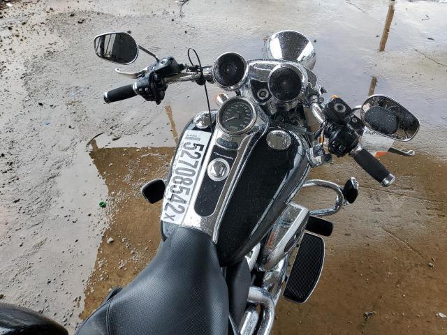 2017 HARLEY-DAVIDSON FLRT FREE 1HD1MCC15HB860103