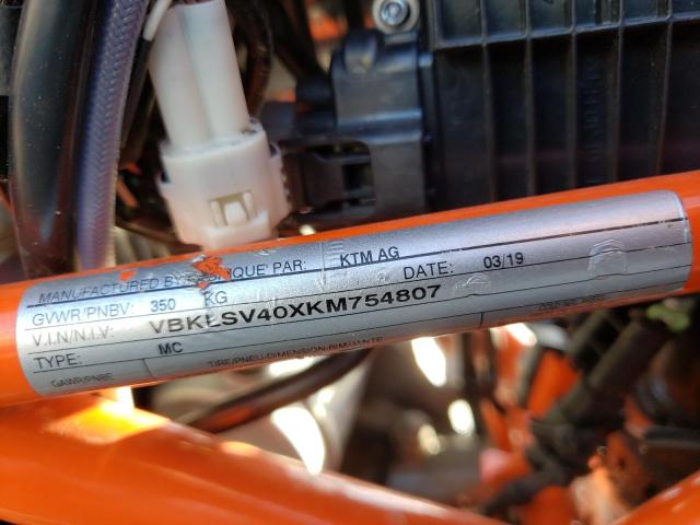 2019 KTM 690 SMC R VBKLSV40XKM754807