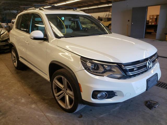Salvage cars for sale from Copart Wheeling, IL: 2015 Volkswagen Tiguan S