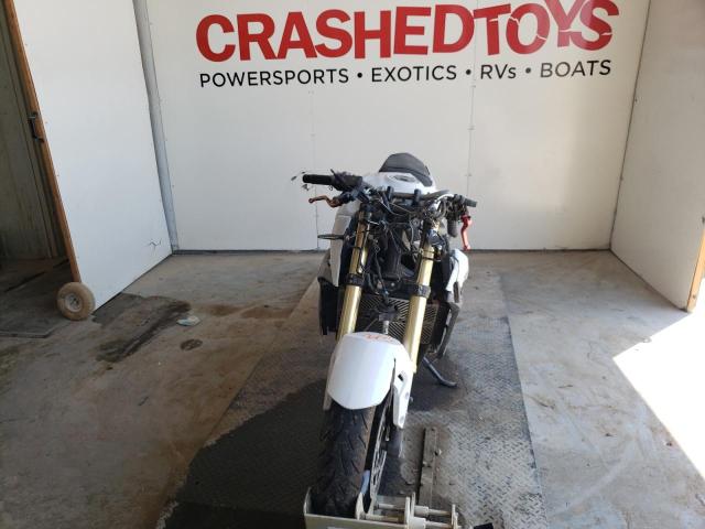 2016 SUZUKI GSX-S750 JS1GR7NA3G2100343
