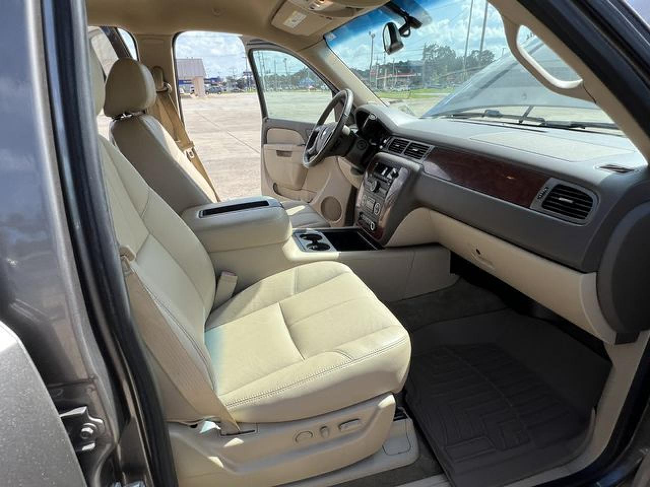 2013 Chevrolet Tahoe C1500 Lt VIN: 1GNSCBE07DR217204 Lot: 53375792