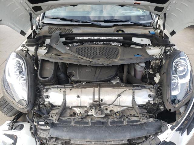 2018 PORSCHE MACAN WP1AA2A58JLB11126