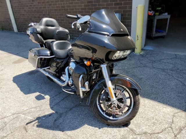Salvage cars for sale from Copart Wheeling, IL: 2016 Harley-Davidson Fltru