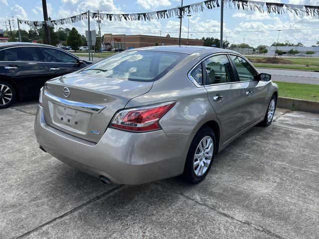 Седаны NISSAN ALTIMA 2014 Золотой