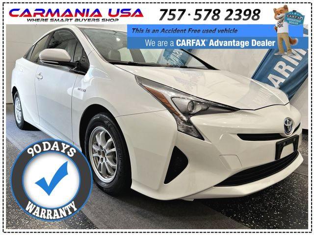 Хэтчбеки TOYOTA PRIUS 2016 Белый