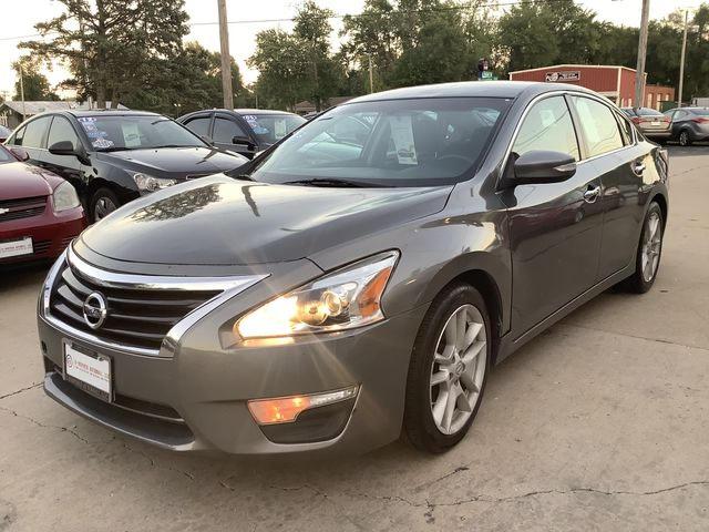 Седаны NISSAN ALTIMA 2014 Серый