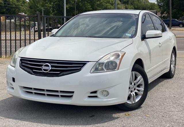 Седаны NISSAN ALTIMA 2012 Белый