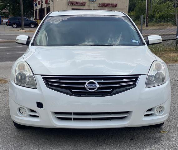 Седаны NISSAN ALTIMA 2012 Белый