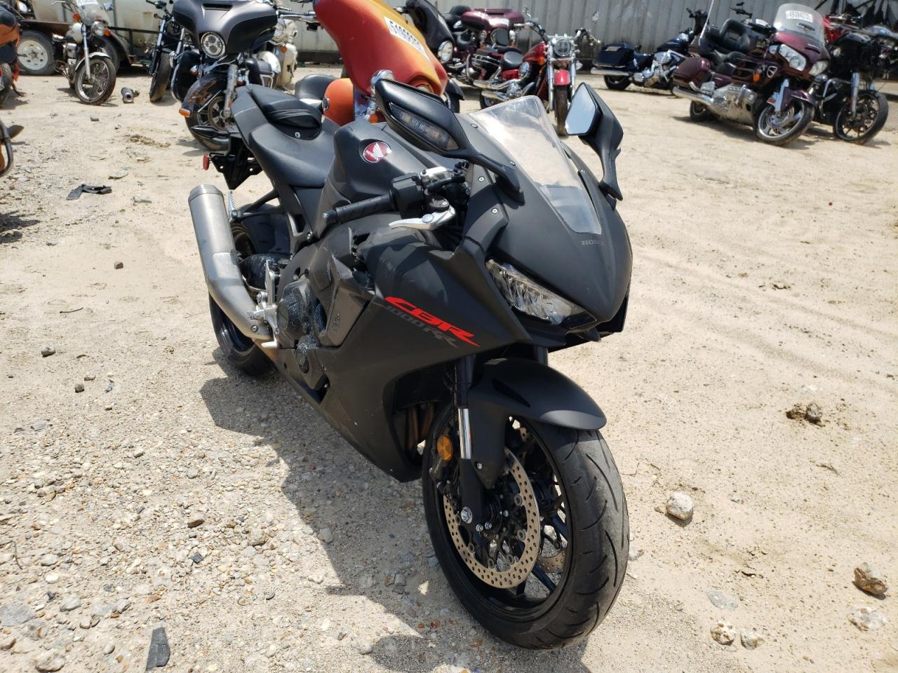 JH2SC7719MK400258 HONDA CBR1000 RR 2021