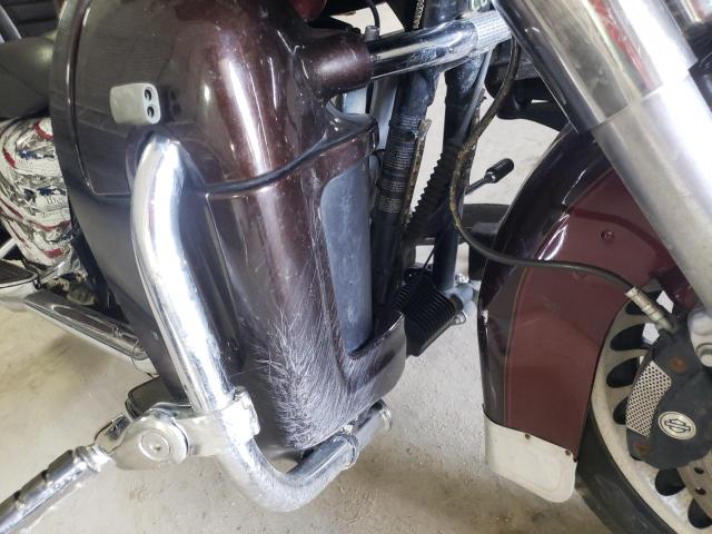 2011 HARLEY-DAVIDSON FLHTCU 1HD1FC410BB611126