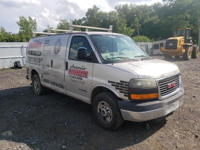 Vehiculos salvage en venta de Copart Marlboro, NY: 2005 GMC Savana G25