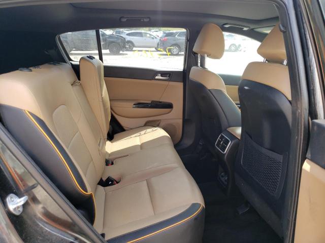 KNDPRCA61J7353588 KIA Sportage Sx