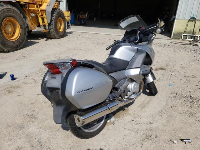 2010 HONDA NT700 V VTMRC5228AE000156
