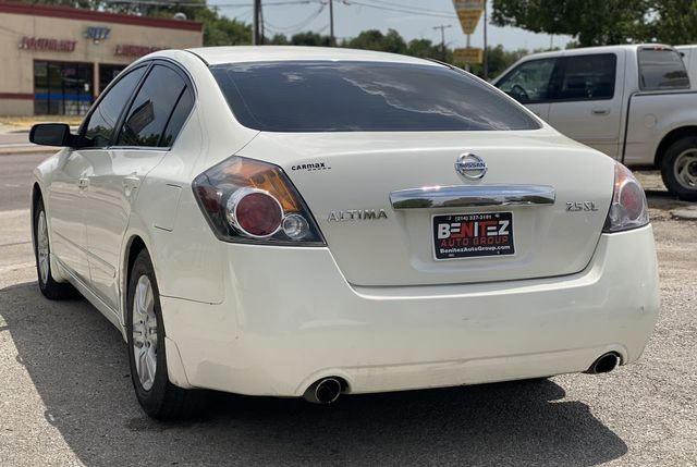 Седаны NISSAN ALTIMA 2012 Белый