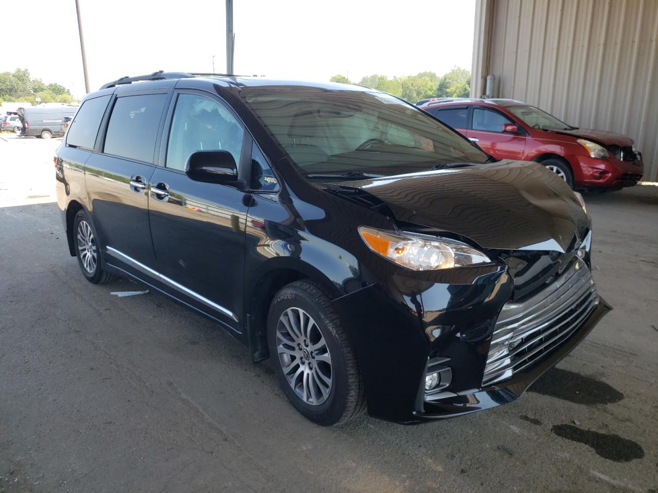 Toyota Sienna 2020