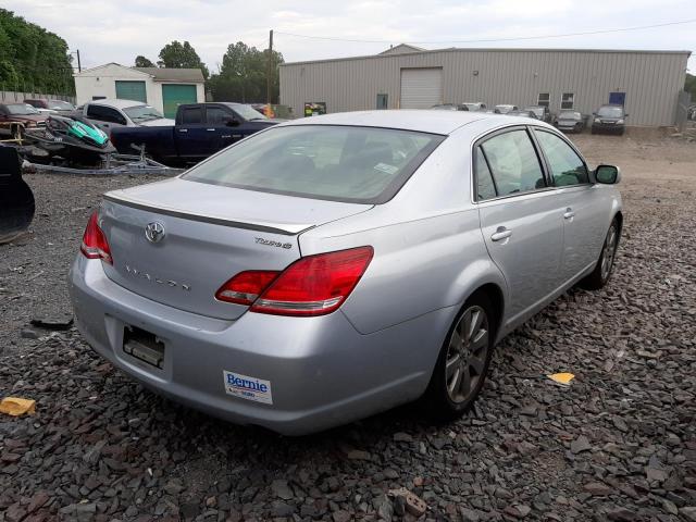 TOYOTA AVALON 2005 SILVER Photo 4