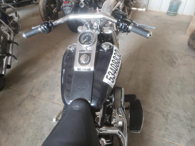 2001 HARLEY-DAVIDSON FLSTCI 1HD1BWB151Y014582