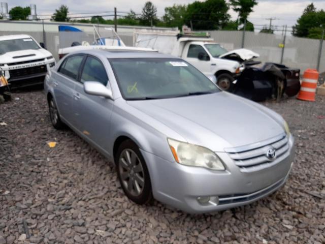TOYOTA AVALON 2005 SILVER Photo 1