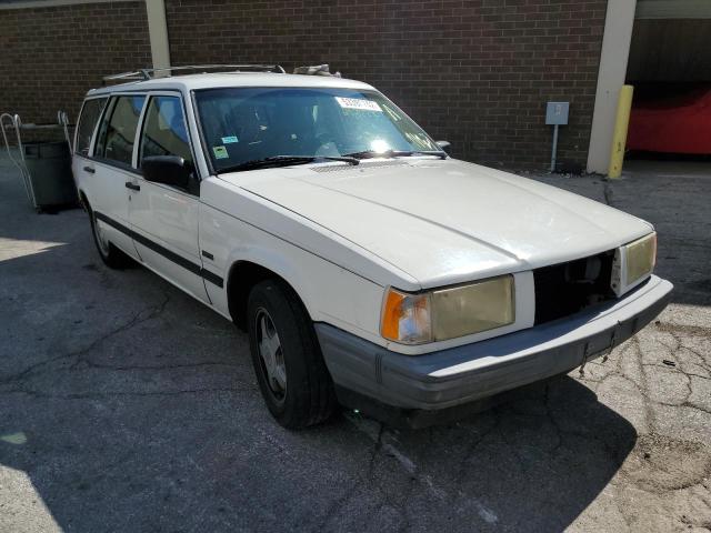 Salvage cars for sale from Copart Wheeling, IL: 1992 Volvo 740
