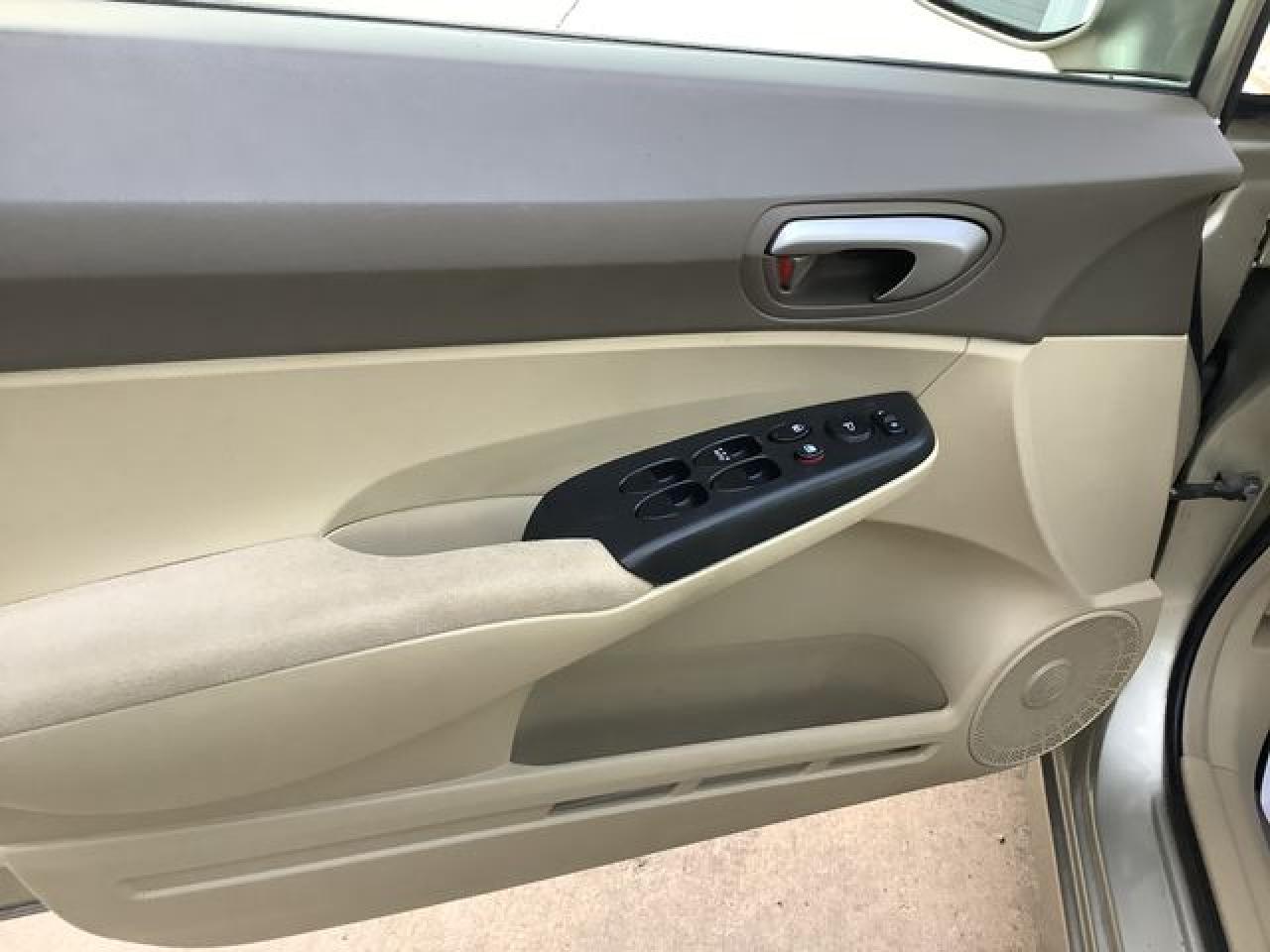 2008 Honda Civic Lx VIN: 1HGFA16588L119412 Lot: 53704402