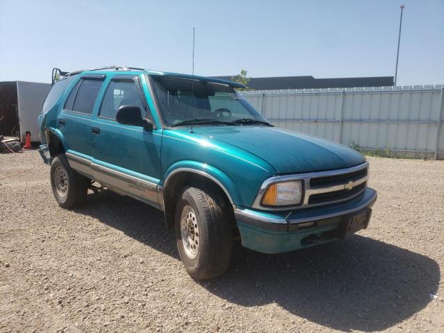 Salvage cars for sale from Copart Bismarck, ND: 1996 Chevrolet Blazer
