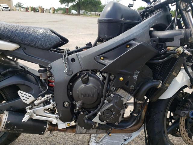 2004 YAMAHA YZFR6 L JYARJ06E54A013412