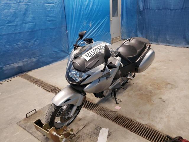 2010 HONDA NT700 V VTMRC5223AE000761