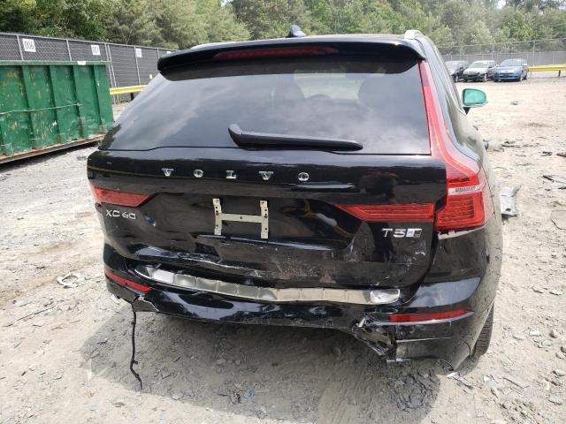 2018 VOLVO XC60 T5 R- LYV102RM2JB087684