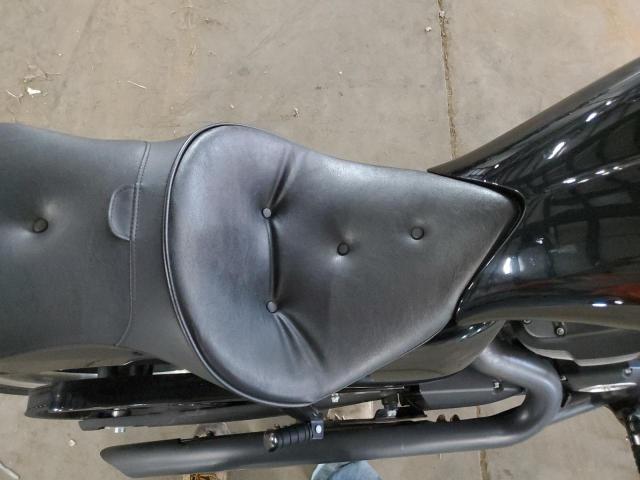 2011 VICTORY MOTORCYCLES VEGAS 8-BA 5VPGA36NXB3004835