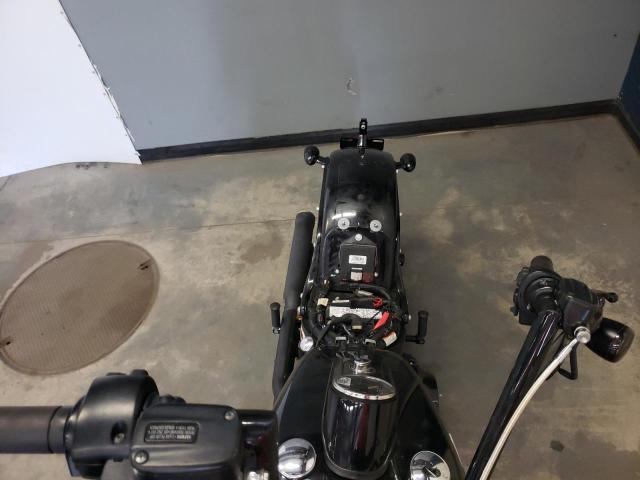 2017 HARLEY-DAVIDSON FLSTFBS 1HD1JT933HC022955