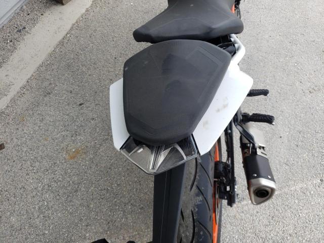 2020 KTM 390 DUKE MD2JPJ404LC294886