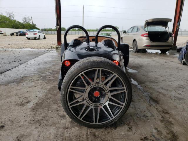 2021 VAND VENICE 7KGTC2V40MR002017