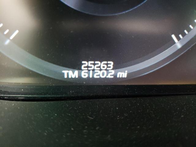 2018 VOLVO XC60 T5 R- LYV102RM2JB087684