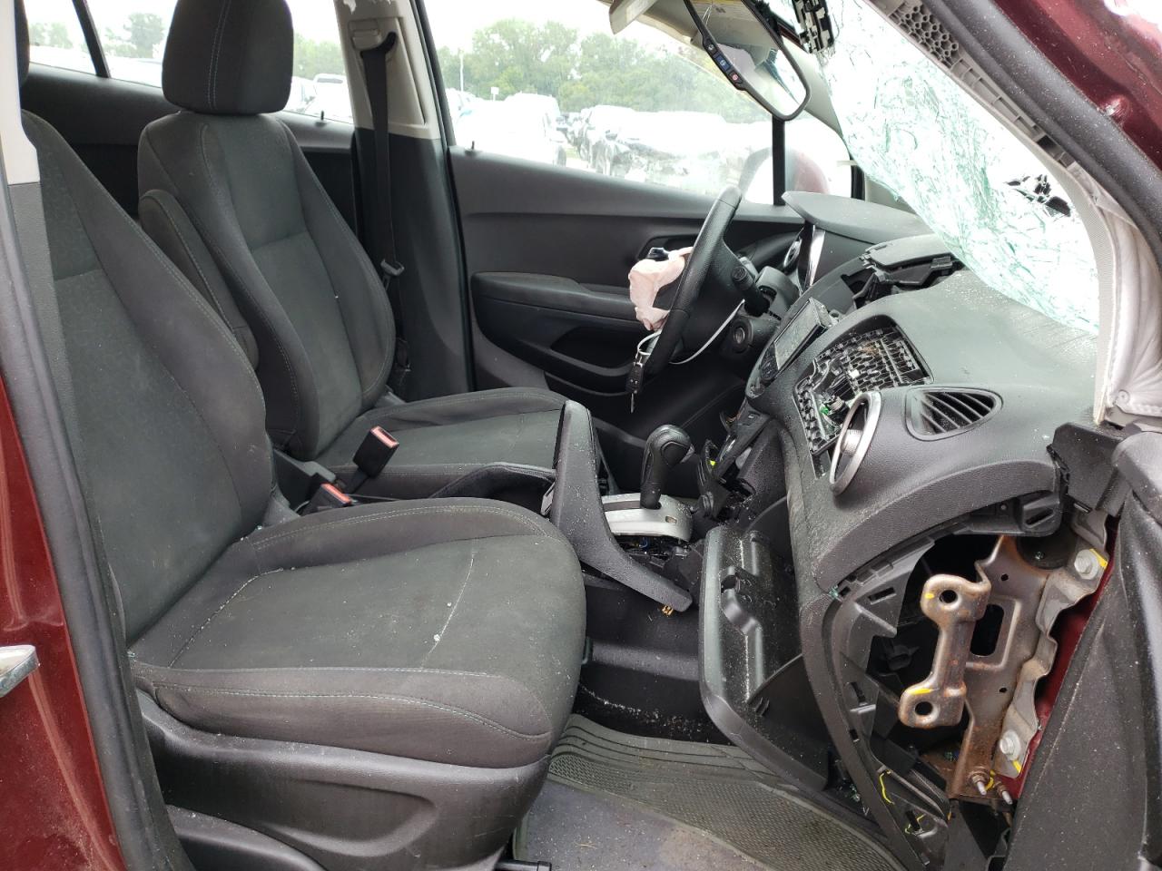 2016 Chevrolet Trax - Image 5
