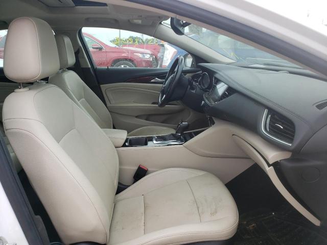 2018 BUICK REGAL ESSE W04GP6SXXJ1139808