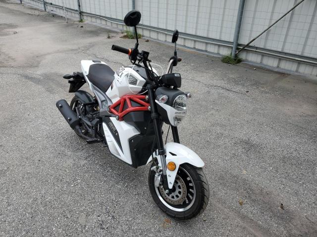 LUJPCBPEXNA605619 ZHEJ FUZION 2022