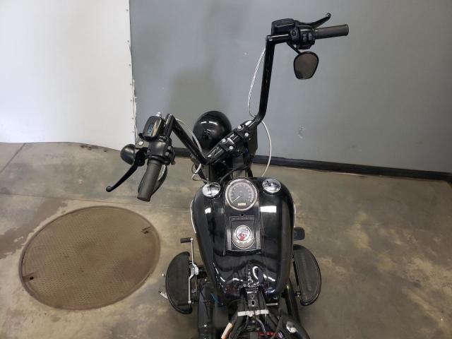 2017 HARLEY-DAVIDSON FLSTFBS 1HD1JT933HC022955
